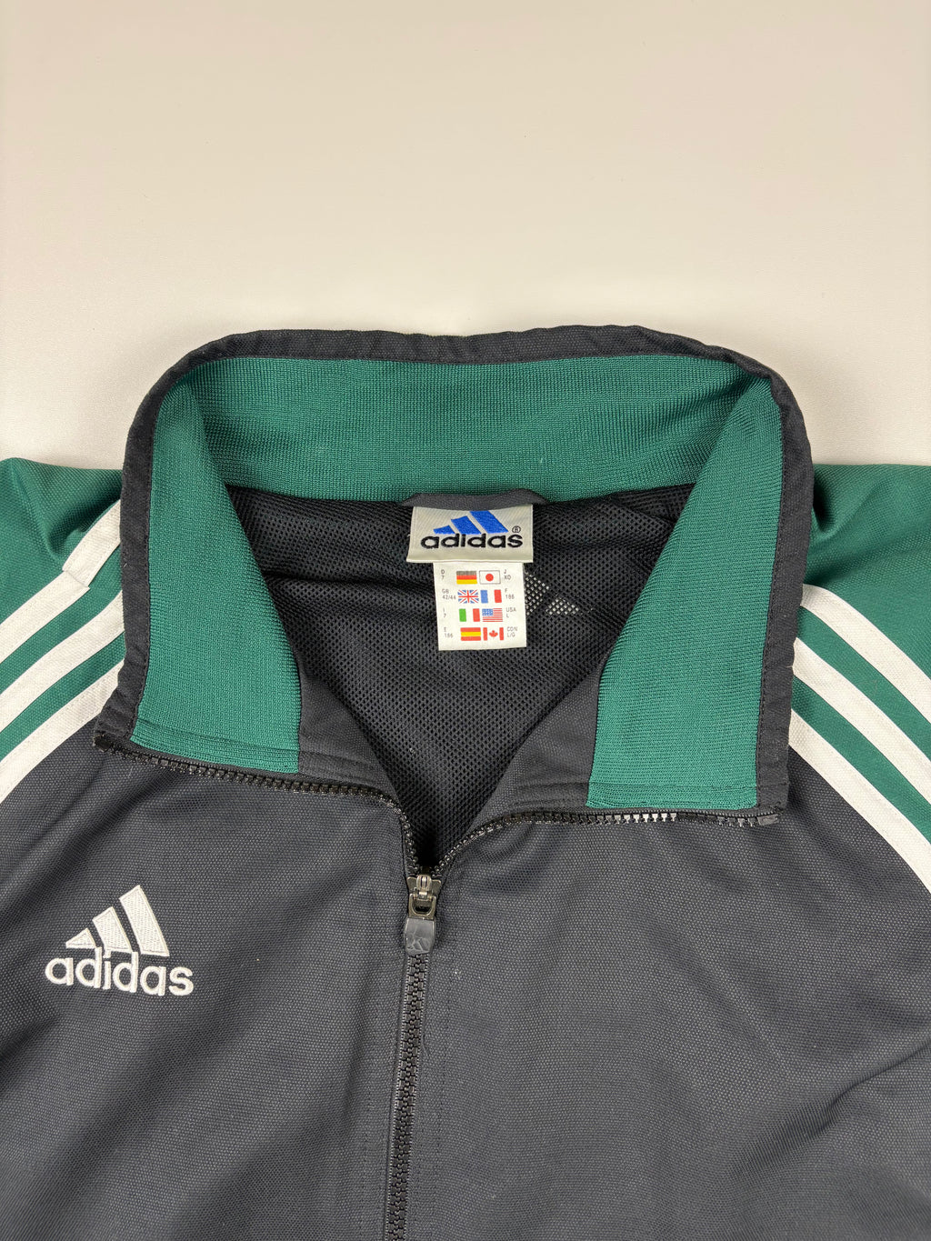 (XL) Vintage Adidas Trainingsjacke in schwarz/grün