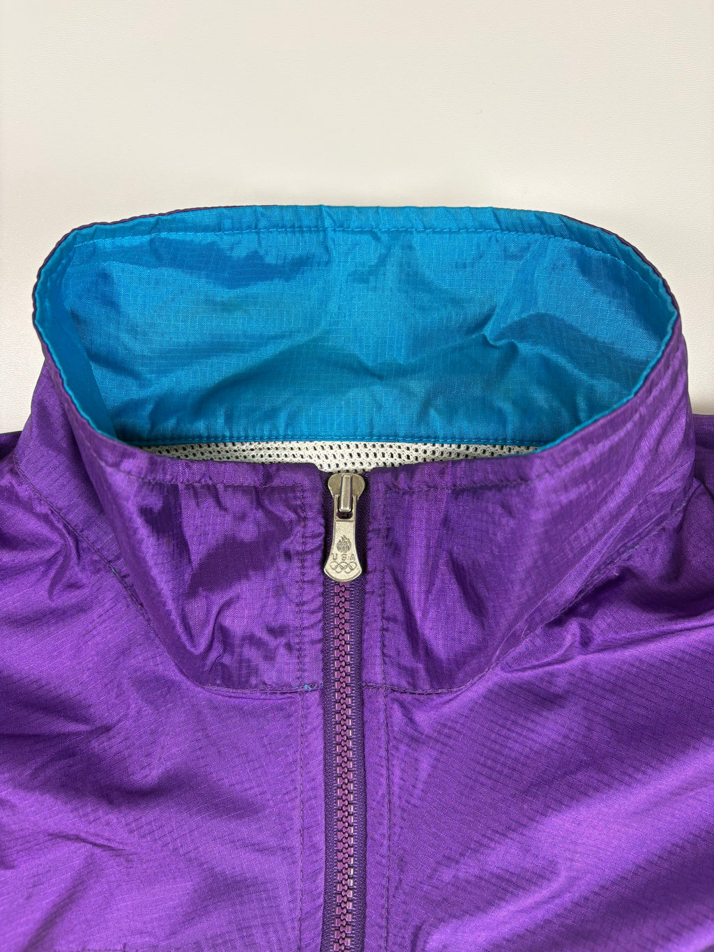 (L-XL) Vintage USA Olympia Trainingsjacke in lila
