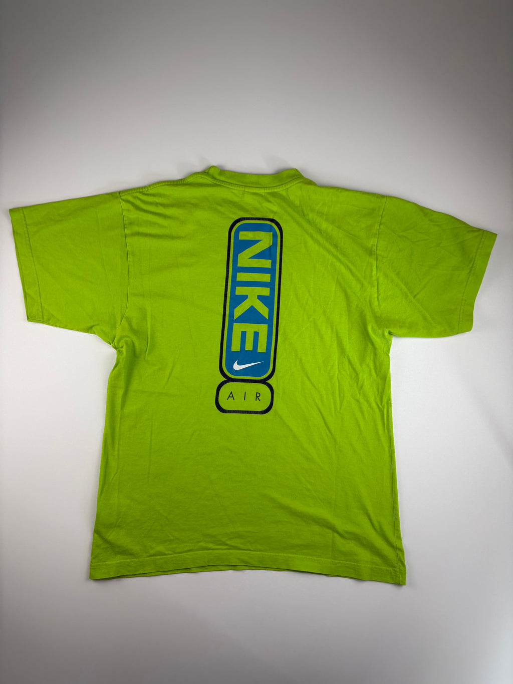 (L-XL) Vintage Nike T-Shirt mit Backprint in grün