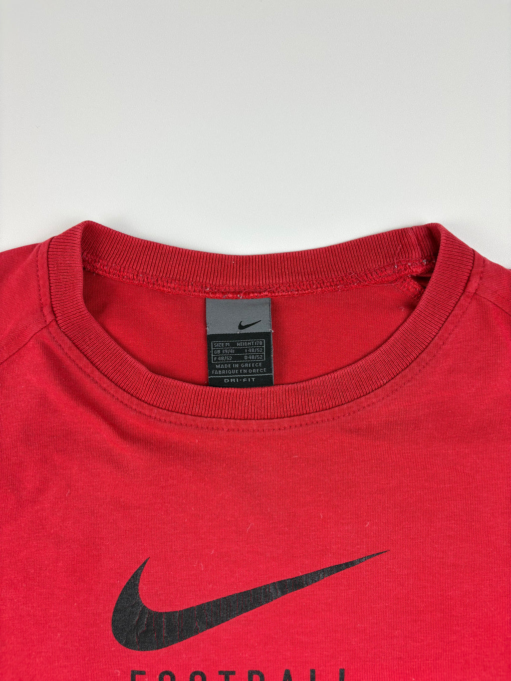 (L) Vintage Nike T-Shirt "Nike Football" in rot