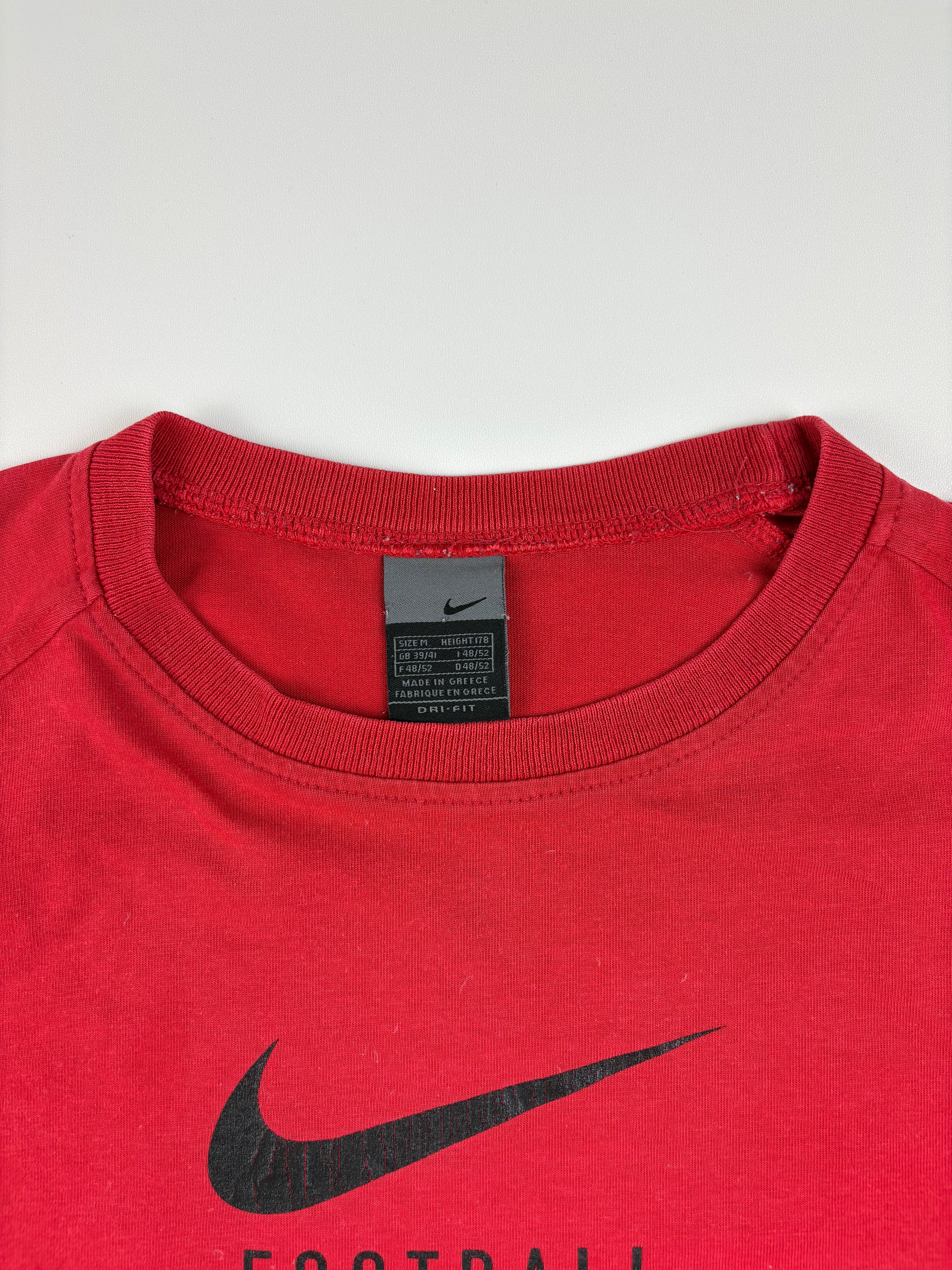 (L) Vintage Nike T-Shirt "Nike Football" in rot