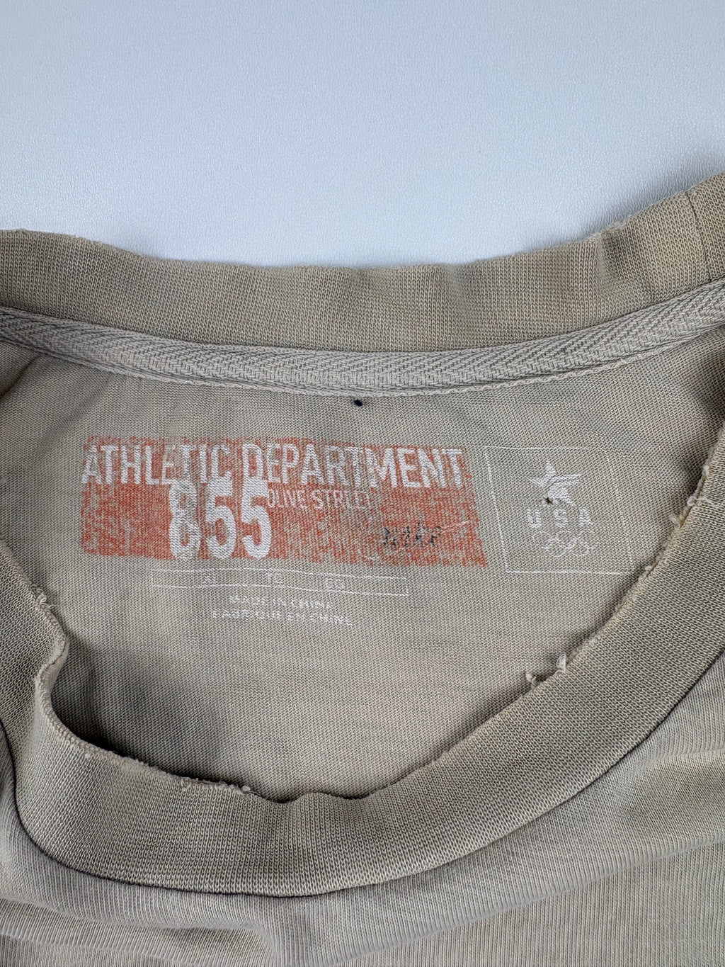 (L) Vintage Nike T-Shirt "Olympia Montreal" in beige