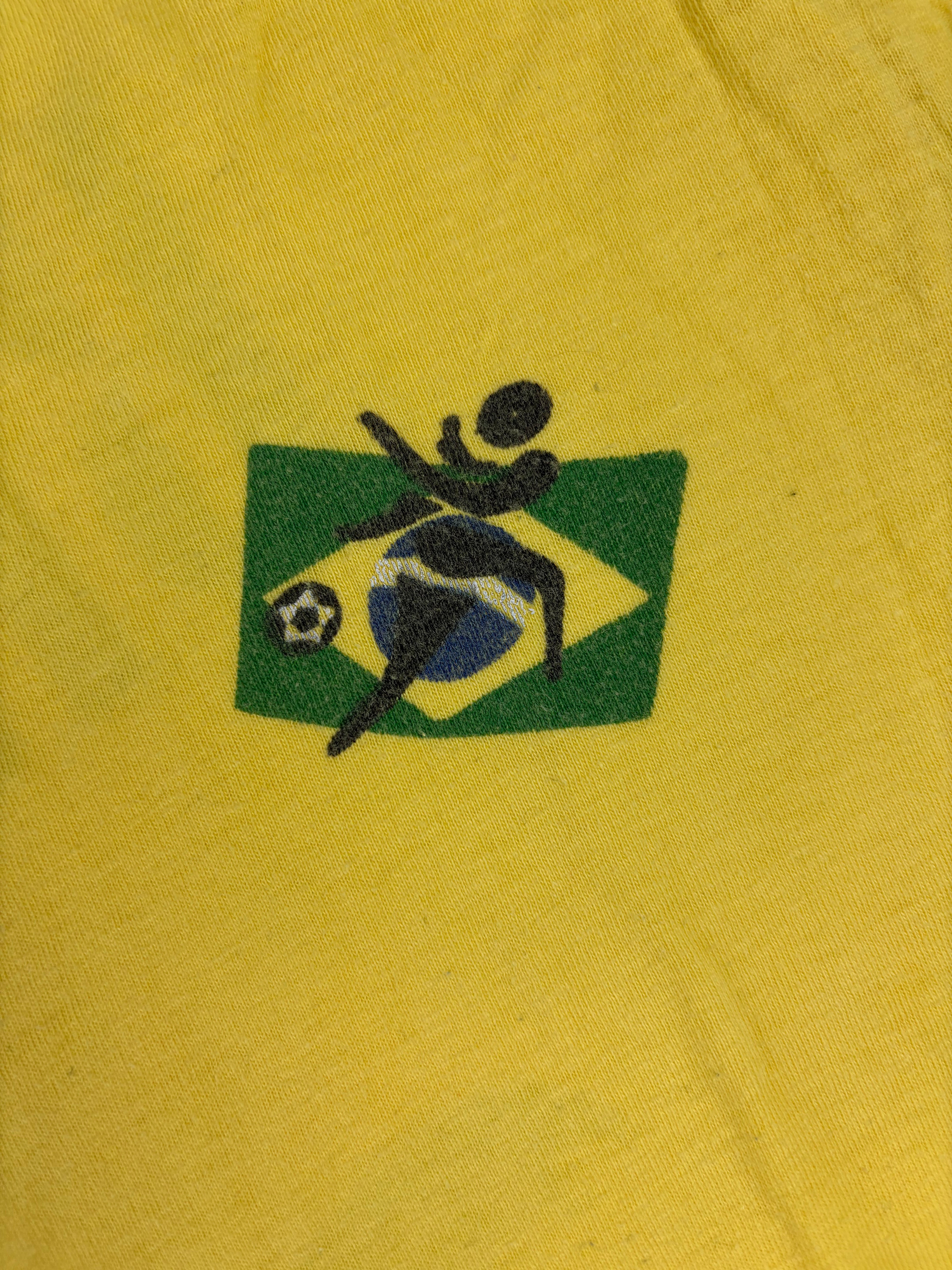 (XS) Vintage Brasilien T-Shirt in Gelb