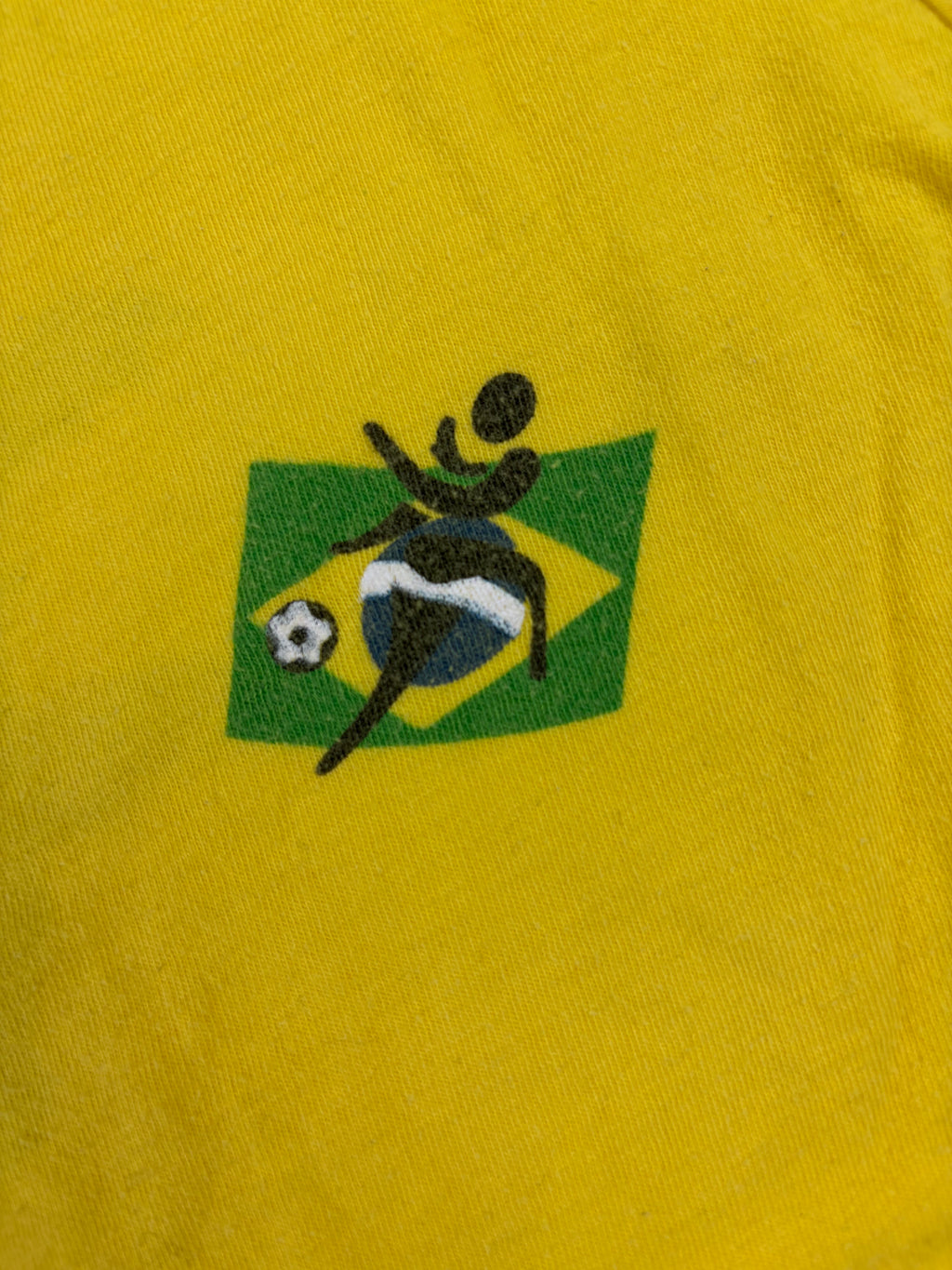 (XXS) Vintage Brasilien T-Shirt in Gelb