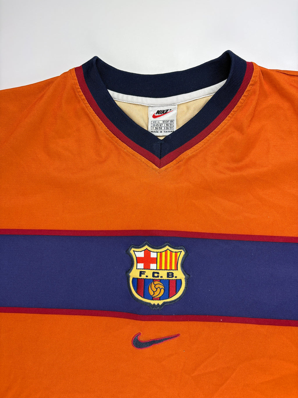 (XL) Vintage Nike Barcelona Trikot in Orange