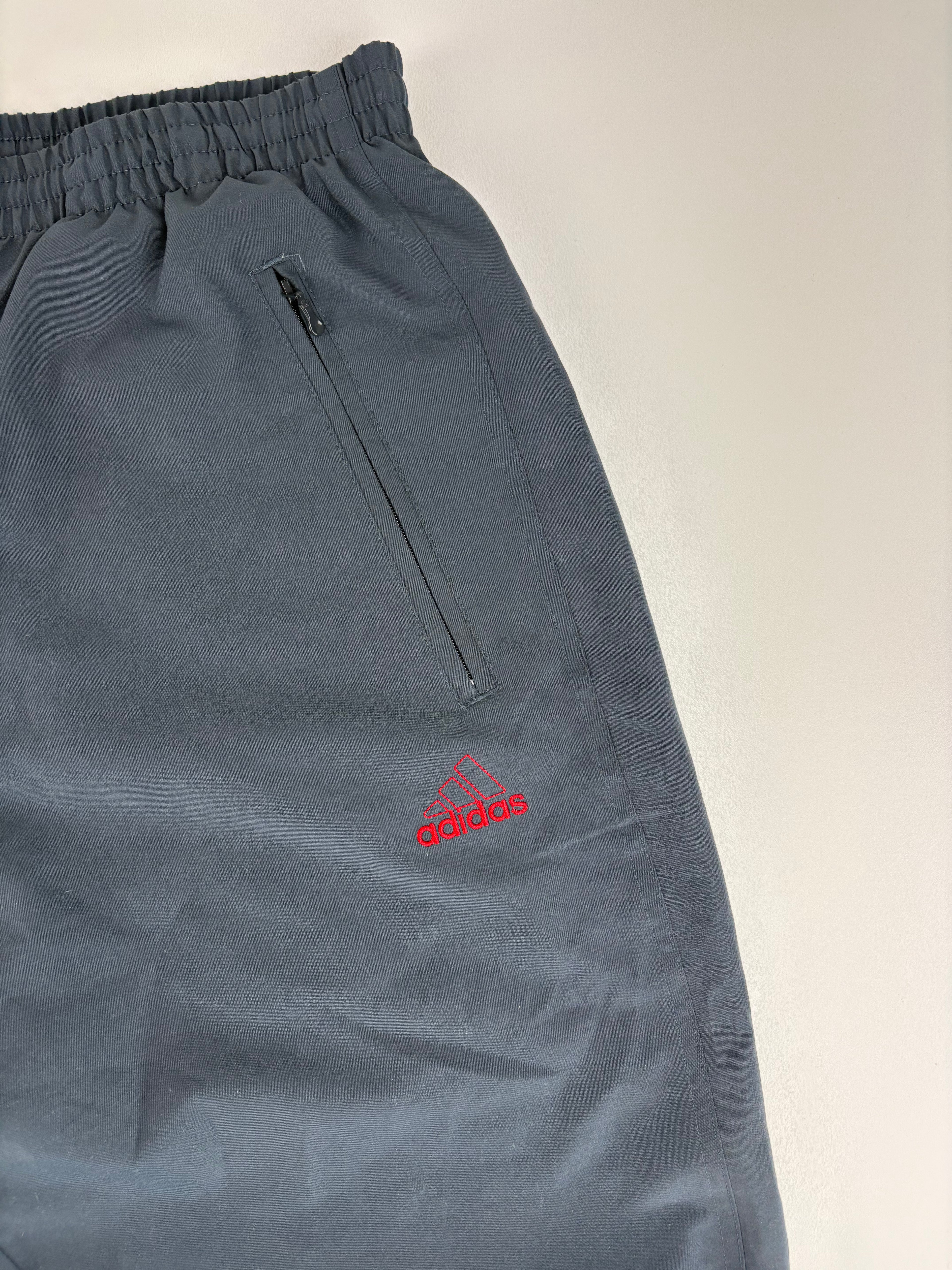 (L-XL) Vintage Adidas Trackpants in grau