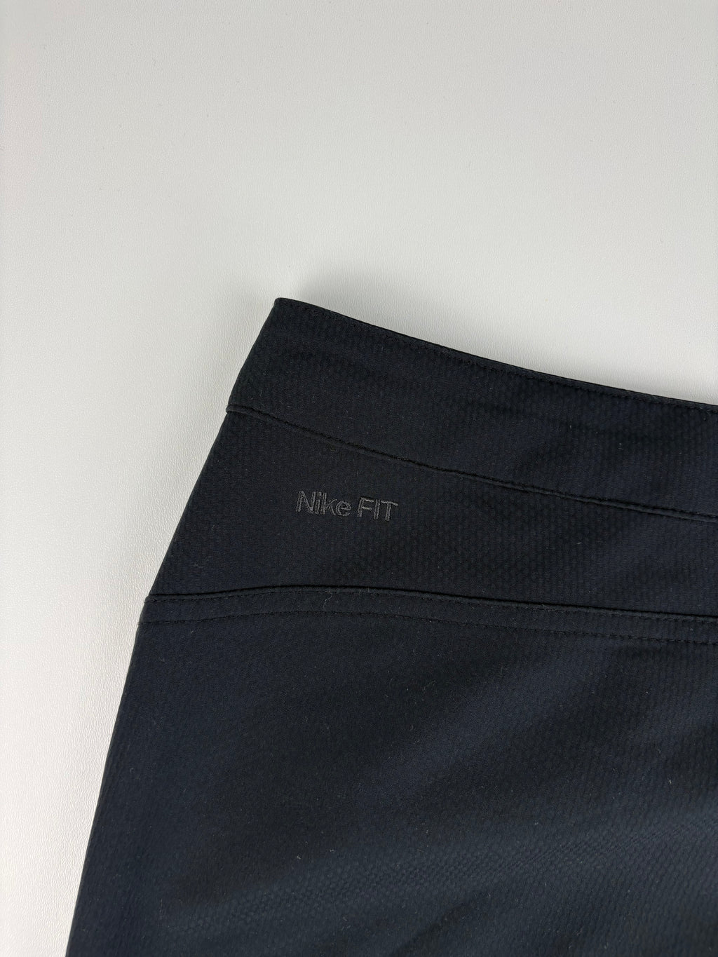 (M-L) Vintage Nike Trackpants in schwarz