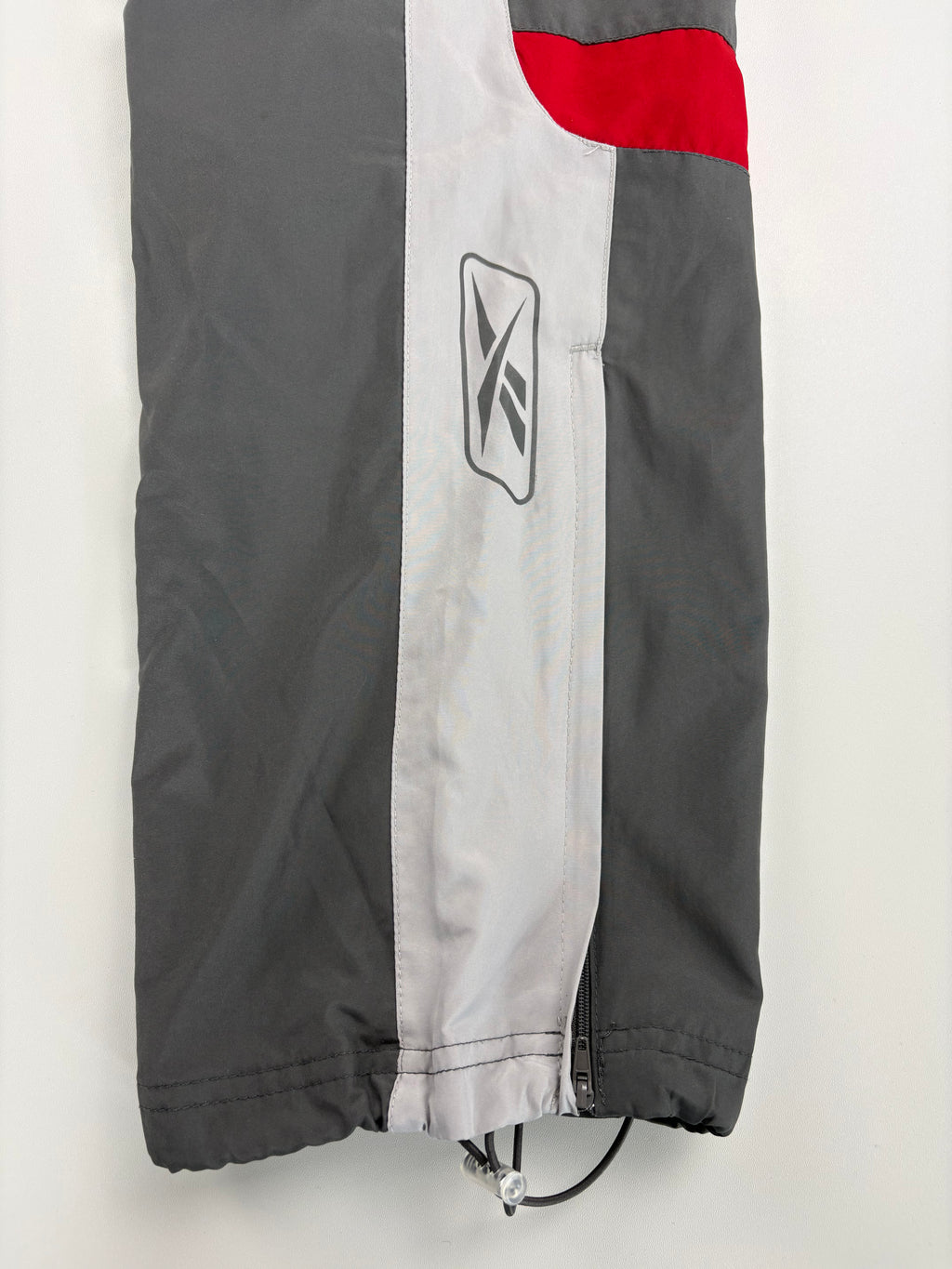 (M) Vintage Reebok Trackpants in grau