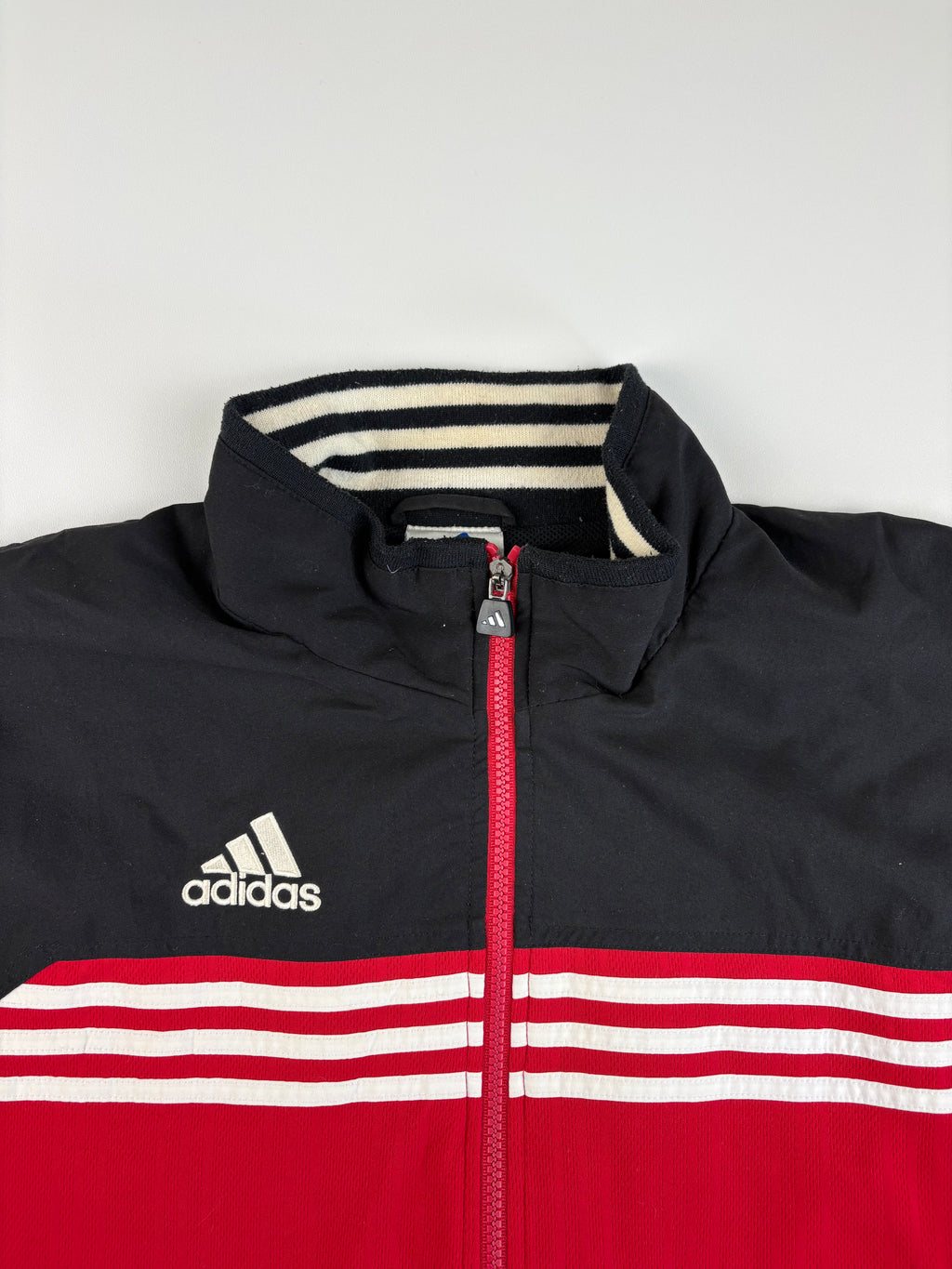 (XL-XXL) Vintage Adidas Trainingsanzug in rot & schwarz