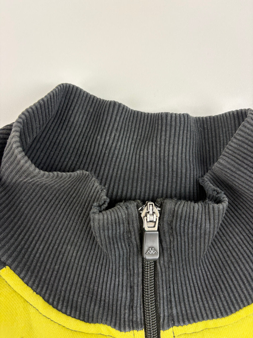 (L) Vintage Kappa BVB Trainingsjacke in schwarz/gelb