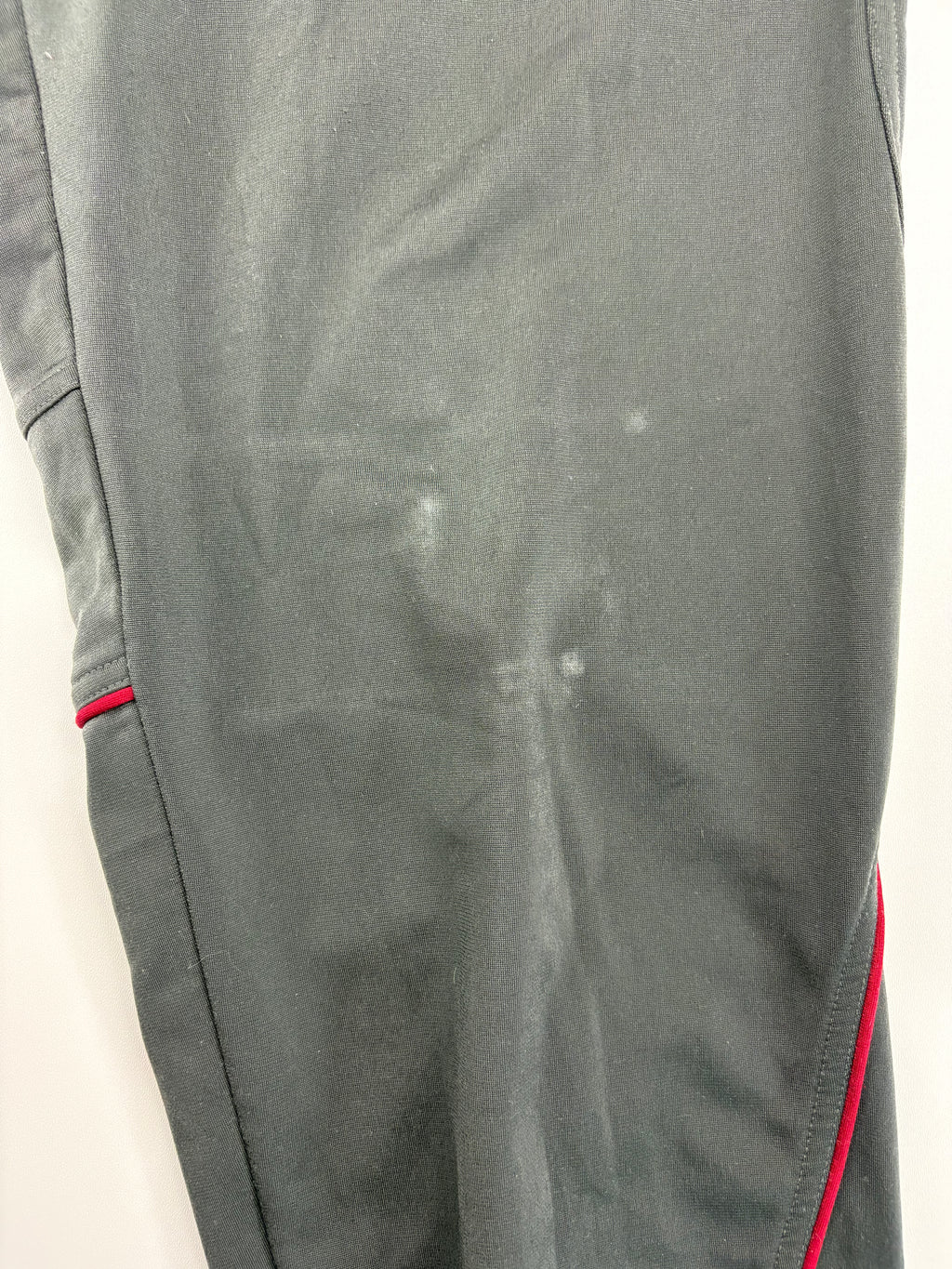 (M-L) Vintage Adidas Trainingsanzug in grau/ rot